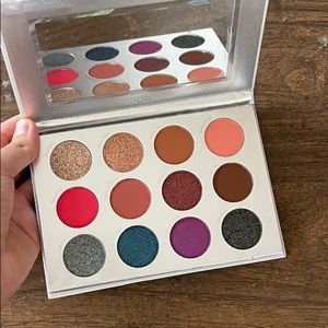 Pur festival eyeshadow palette